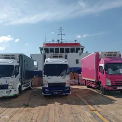 RTN IKUT SERTA DALAM MENYUPLAY BUAH UNTUK KAPAL TONGKANG